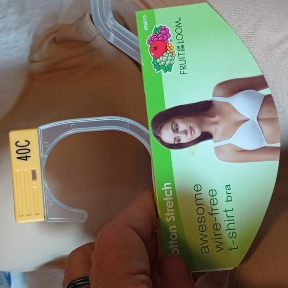 Hanes and Fruit of the Loom bras, 38D and 38D new with tags, lot of two bras. - Picture 2 of 3